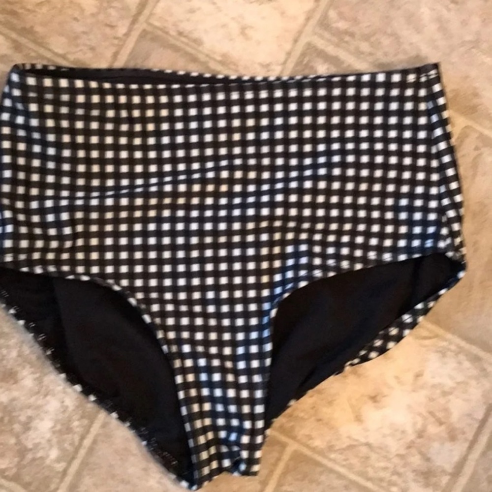 Hi-Waisted Bikini Bottoms